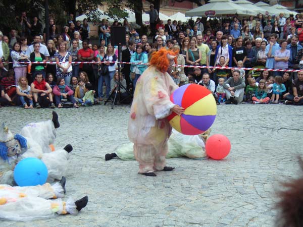 Wędrujace lalki pana Pezo