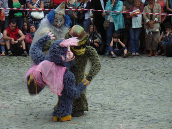 Wędrujace lalki pana Pezo