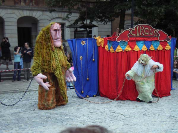 Wędrujace lalki pana Pezo