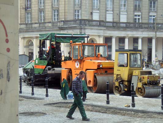 koparki na placy Zbawiciela Warszawa