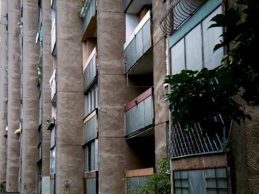 bloki na Ostrobramskiej