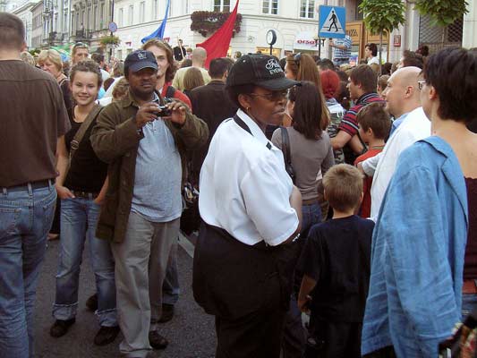 tłum oglądających