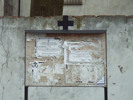 tablica smutnych ogłoszeń